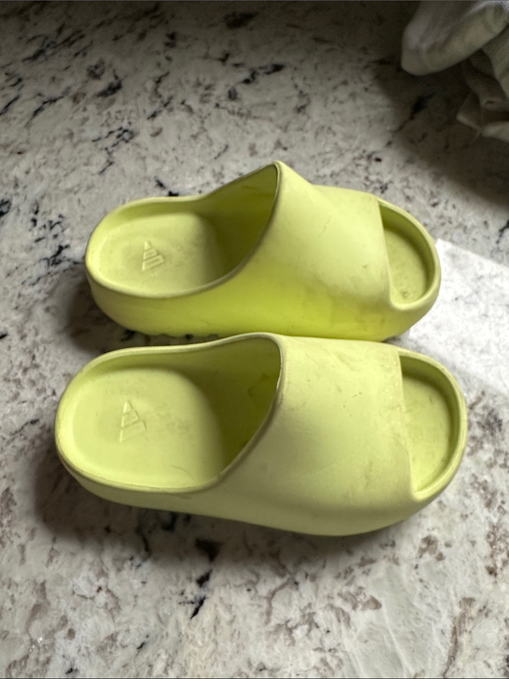 Yeezy Kids Slide Sandals in Neon Yellow